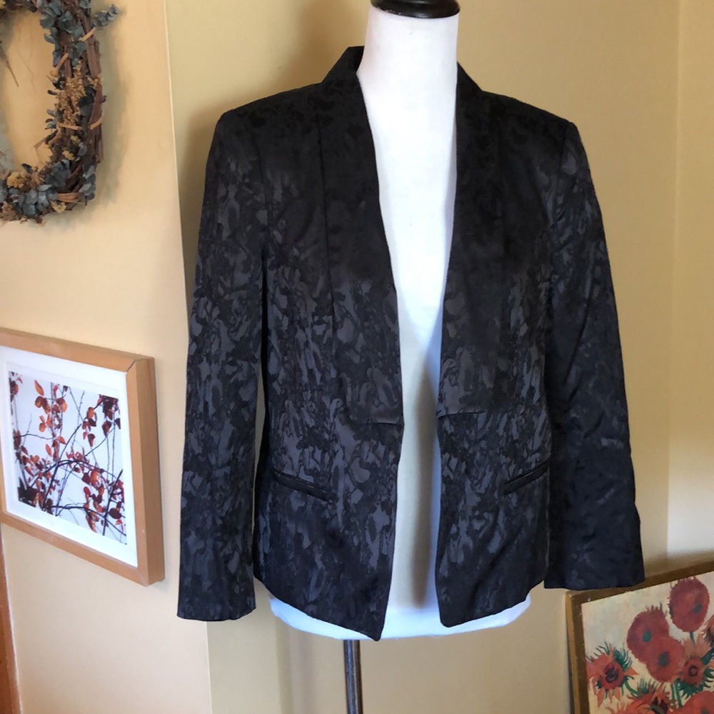 PEA-IN-THE-POD size Large Brocade Black Blazer Collared Mini-Peplum $78 NEW